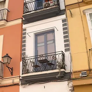 Estrena Casa Unica Con Encanto En El Populo Cádiz
